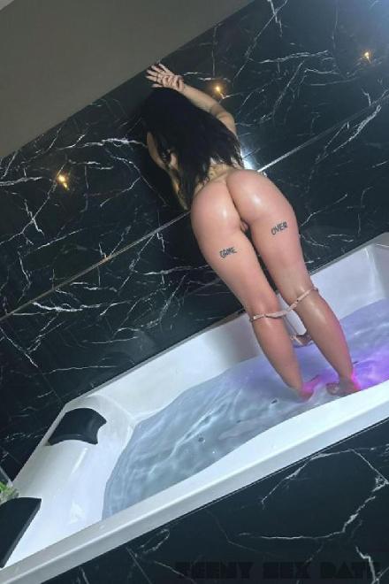 NILA Jung, scharf und verfickt... Basel Stadt, Schweiz