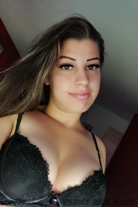 KIARA Naturgeile Kolbenlutscherin Basel Stadt, Schweiz