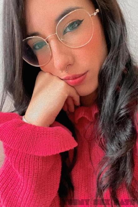 Rose TEEN TEEN COME IN MOUTH Schweiz, Neuenburg