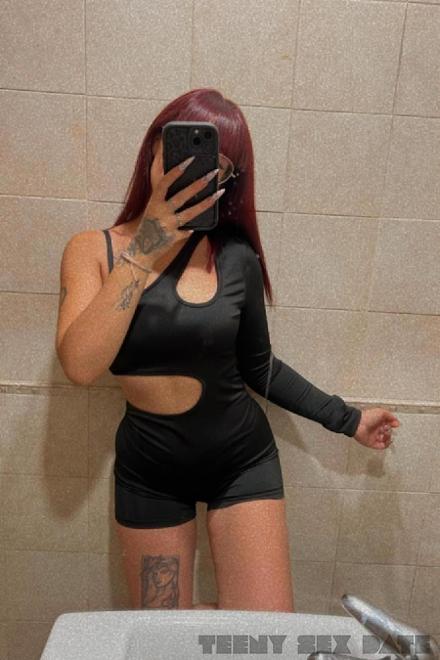 Rose TEEN TEEN COME IN MOUTH Schweiz, Neuenburg