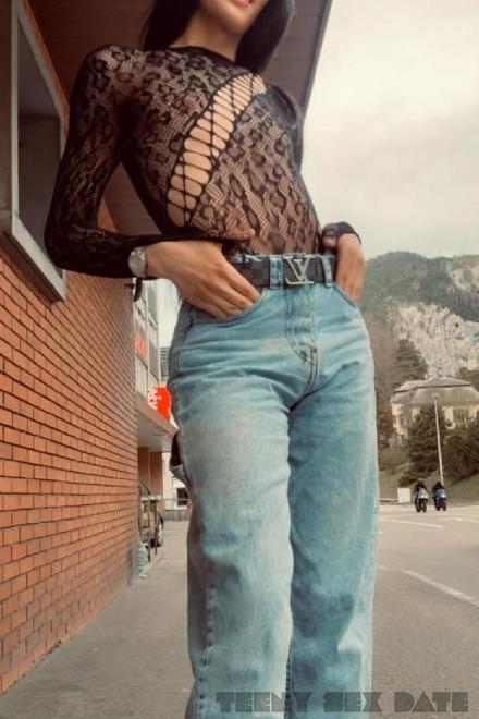 TS Anissa TRANS SKINNY TEEN 18CM Schweiz, Waadt